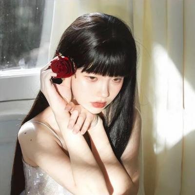 黑夜里的眼睛